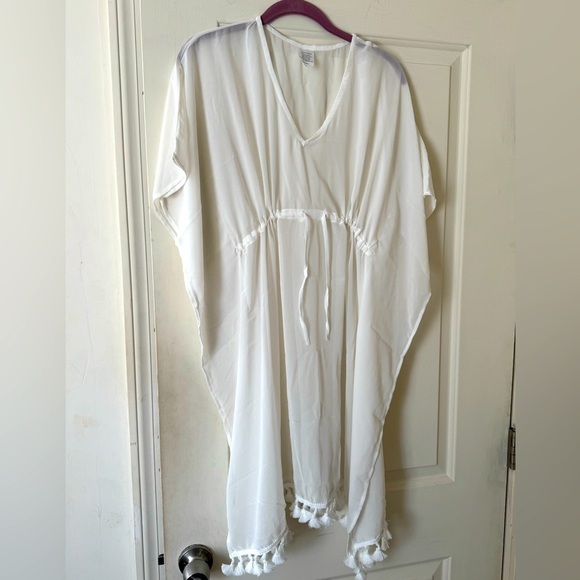 3/$15💕Swim Coverup - Picture 2 of 9